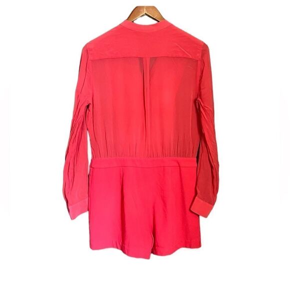 BCBGMaxarzia silk blend romper. Size small - Picture 16 of 16